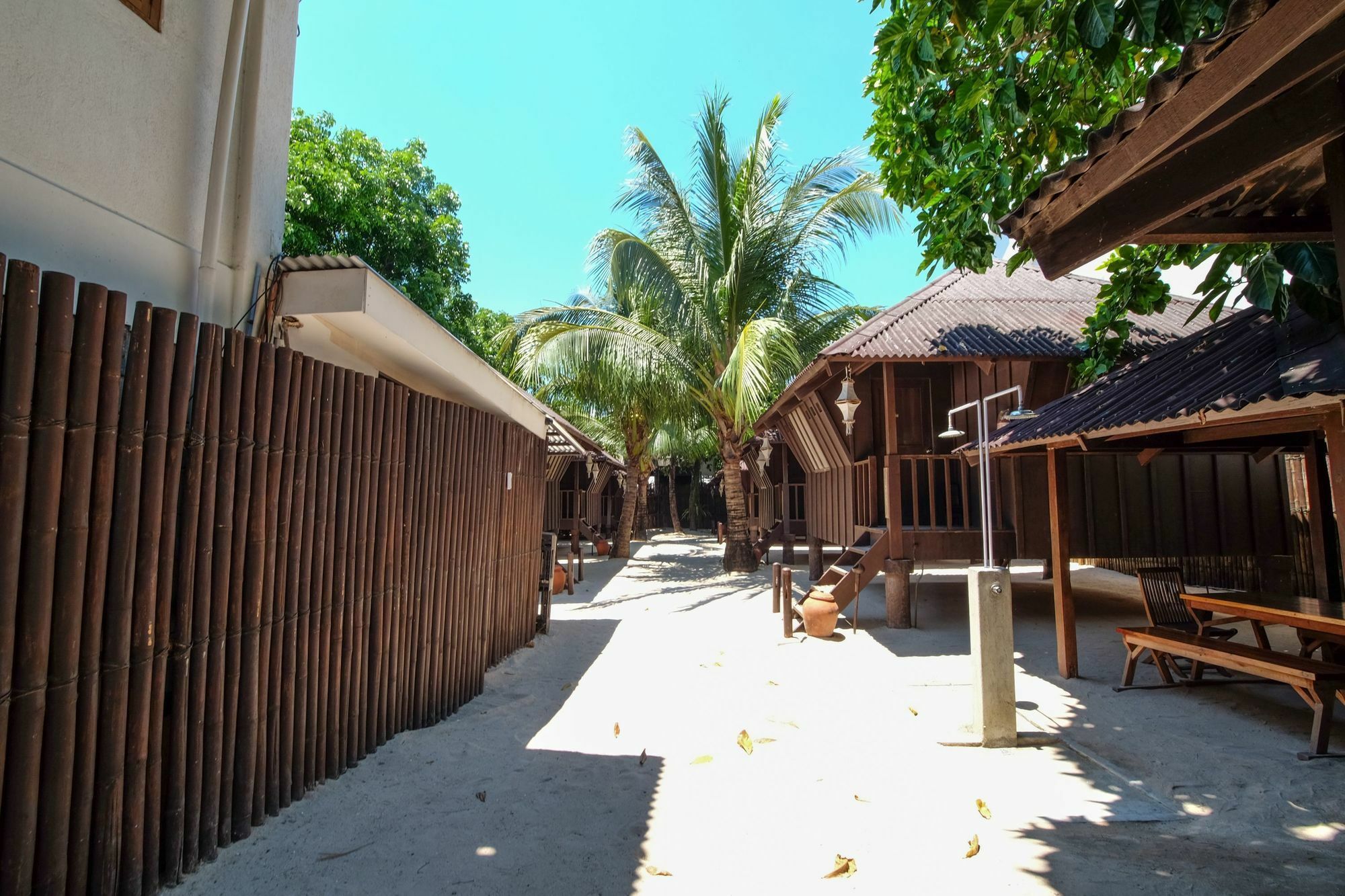 Zen Rooms Pito Huts Station 3 Manoc-Manoc Bagian luar foto