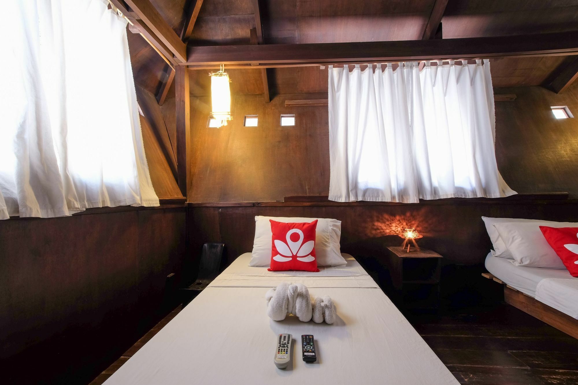 Zen Rooms Pito Huts Station 3 Manoc-Manoc Bagian luar foto